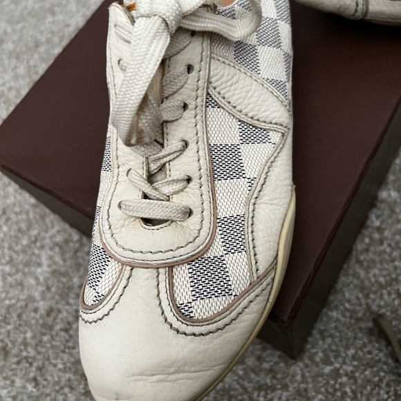 Super cute authentic Louis Vuitton size 37 with box and authenticity certificate - Picture 6 of 8